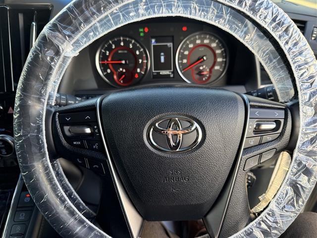 アルファード ２．５Ｓ　Ｃパッケージ　４ＷＤ　衝突被害軽減システム　メモリーナビ　バックカメラ　両側電動スライド　フルセグ　ＬＥＤヘッドランプ　アルミホイール　スマートキー　オートクルーズコントロール　ＥＴＣ　盗難防止装置　キーレス（16枚目）