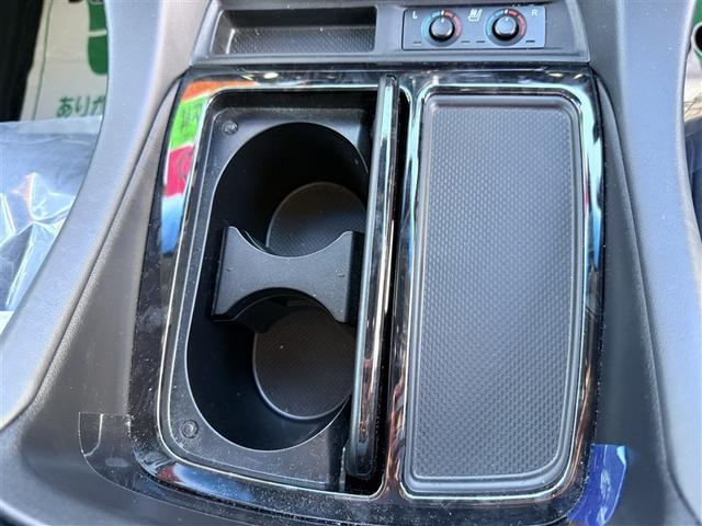 アルファード ２．５Ｓ　Ｃパッケージ　４ＷＤ　衝突被害軽減システム　メモリーナビ　バックカメラ　両側電動スライド　フルセグ　ＬＥＤヘッドランプ　アルミホイール　スマートキー　オートクルーズコントロール　ＥＴＣ　盗難防止装置　キーレス（31枚目）