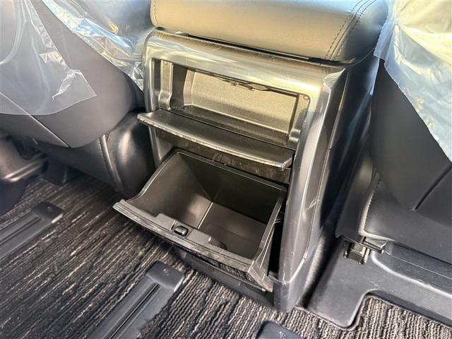アルファード ２．５Ｓ　Ｃパッケージ　４ＷＤ　衝突被害軽減システム　メモリーナビ　バックカメラ　両側電動スライド　フルセグ　ＬＥＤヘッドランプ　アルミホイール　スマートキー　オートクルーズコントロール　ＥＴＣ　盗難防止装置　キーレス（35枚目）