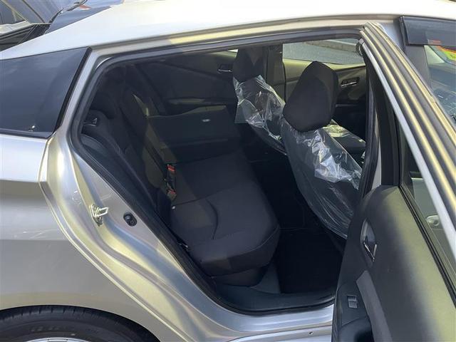 プリウス Ｓ　４ＷＤ　寒冷地　衝突被害軽減システム　メモリーナビ　バックカメラ　ＬＥＤヘッドランプ　アルミホイール　ドラレコ　スマートキー　オートクルーズコントロール　ＥＴＣ　盗難防止装置　キーレス　横滑り防止機能（10枚目）