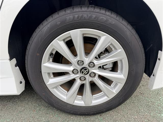 カローラスポーツ ハイブリッドＧ　寒冷地　衝突被害軽減システム　メモリーナビ　バックカメラ　フルセグ　ＬＥＤヘッドランプ　アルミホイール　スマートキー　オートクルーズコントロール　アイドリングストップ　ＥＴＣ　盗難防止装置　キーレス（9枚目）