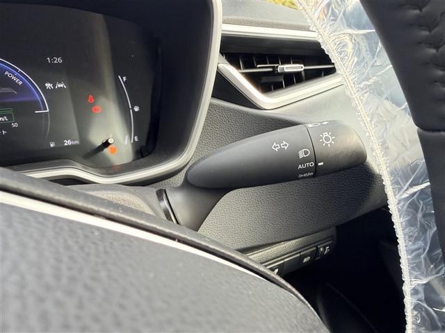 カローラスポーツ ハイブリッドＧ　寒冷地　衝突被害軽減システム　メモリーナビ　バックカメラ　フルセグ　ＬＥＤヘッドランプ　アルミホイール　スマートキー　オートクルーズコントロール　アイドリングストップ　ＥＴＣ　盗難防止装置　キーレス（19枚目）