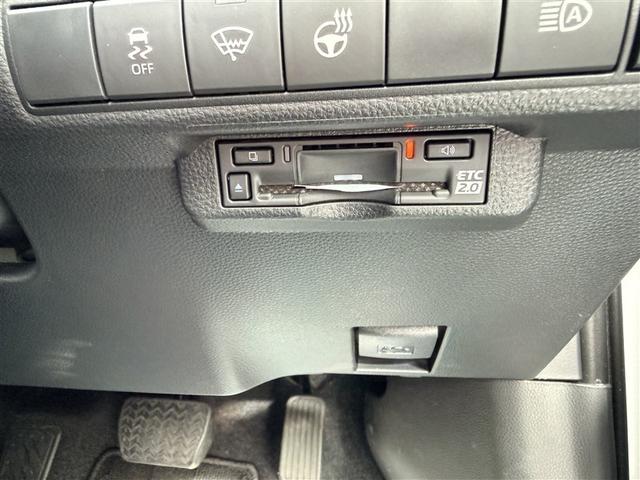 カローラスポーツ ハイブリッドＧ　寒冷地　衝突被害軽減システム　メモリーナビ　バックカメラ　フルセグ　ＬＥＤヘッドランプ　アルミホイール　スマートキー　オートクルーズコントロール　アイドリングストップ　ＥＴＣ　盗難防止装置　キーレス（21枚目）