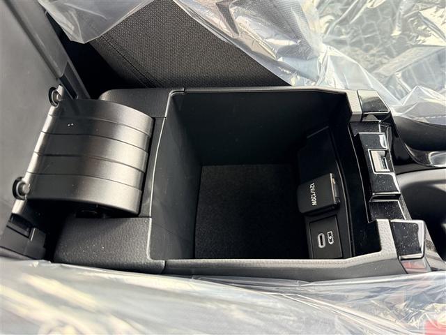 カローラスポーツ ハイブリッドＧ　寒冷地　衝突被害軽減システム　メモリーナビ　バックカメラ　フルセグ　ＬＥＤヘッドランプ　アルミホイール　スマートキー　オートクルーズコントロール　アイドリングストップ　ＥＴＣ　盗難防止装置　キーレス（31枚目）