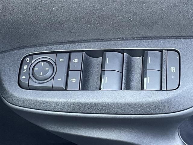 ヤリス ハイブリッドX 4WD 寒冷地 衝突被害軽減システム バックカメラ HIDヘッドライト スマートキー オートクルーズコントロール ETC 盗難防止装置 キーレス 横滑り防止機能 ハイブリッド(39枚目)