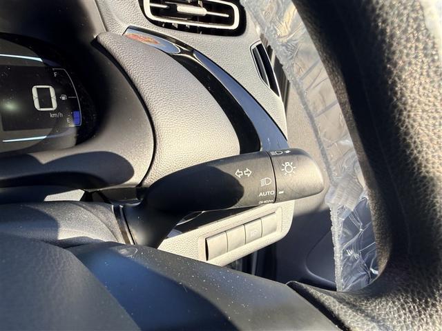 アクア X 4WD 寒冷地 衝突被害軽減システム バックカメラ LEDヘッドランプ スマートキー オートクルーズコントロール 盗難防止装置 キーレス 横滑り防止機能 ハイブリッド(20枚目)