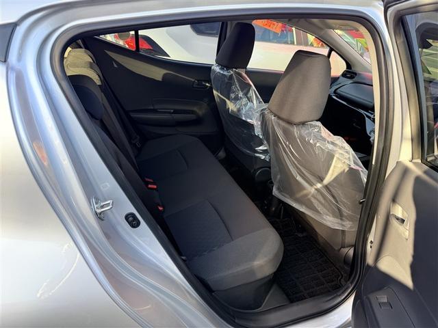 アクア X 4WD 寒冷地 衝突被害軽減システム バックカメラ LEDヘッドランプ スマートキー オートクルーズコントロール 盗難防止装置 キーレス 横滑り防止機能 ハイブリッド(33枚目)