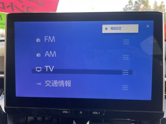 カローラクロス ハイブリッド　Ｚ　４ＷＤ　寒冷地　衝突被害軽減システム　メモリーナビ　バックカメラ　フルセグ　ＬＥＤヘッドランプ　アルミホイール　スマートキー　オートクルーズコントロール　ＥＴＣ　盗難防止装置　電動シート　キーレス（6枚目）