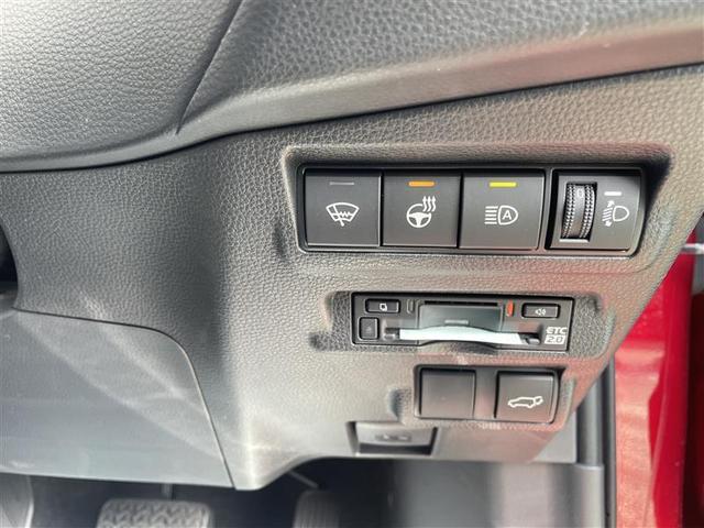 カローラクロス ハイブリッド　Ｚ　４ＷＤ　寒冷地　衝突被害軽減システム　メモリーナビ　バックカメラ　フルセグ　ＬＥＤヘッドランプ　アルミホイール　スマートキー　オートクルーズコントロール　ＥＴＣ　盗難防止装置　電動シート　キーレス（33枚目）