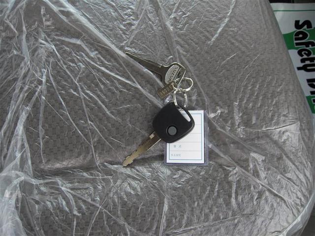 エブリイ ＰＣ　４ＷＤ　衝突被害軽減システム　ＬＥＤヘッドランプ　キーレス　横滑り防止機能（38枚目）