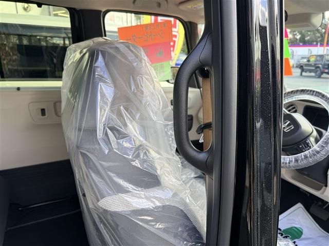 N-BOX ベースグレード 4WD 衝突被害軽減システム 電動スライドドア スマートキー オートクルーズコントロール 盗難防止装置 キーレス 横滑り防止機能 ベンチシート(36枚目)