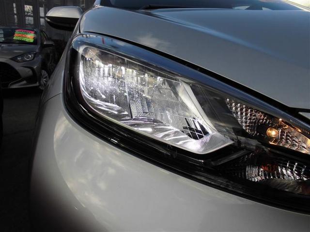 アクア Ｘ　４ＷＤ　寒冷地　衝突被害軽減システム　メモリーナビ　バックカメラ　スマートキー　オートクルーズコントロール　ＥＴＣ　盗難防止装置　キーレス　横滑り防止機能　ハイブリッド（3枚目）