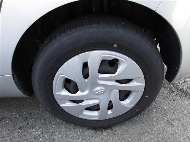 アクア Ｘ　４ＷＤ　寒冷地　衝突被害軽減システム　メモリーナビ　バックカメラ　スマートキー　オートクルーズコントロール　ＥＴＣ　盗難防止装置　キーレス　横滑り防止機能　ハイブリッド（4枚目）