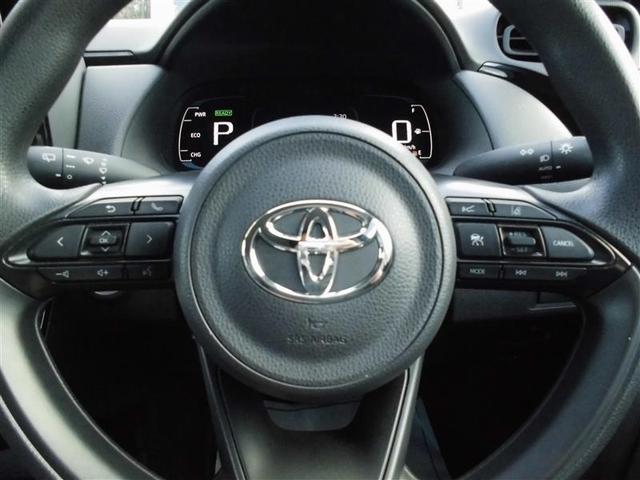 アクア Ｘ　４ＷＤ　寒冷地　衝突被害軽減システム　メモリーナビ　バックカメラ　スマートキー　オートクルーズコントロール　ＥＴＣ　盗難防止装置　キーレス　横滑り防止機能　ハイブリッド（16枚目）