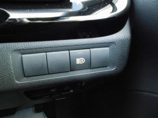 アクア Ｘ　４ＷＤ　寒冷地　衝突被害軽減システム　メモリーナビ　バックカメラ　スマートキー　オートクルーズコントロール　ＥＴＣ　盗難防止装置　キーレス　横滑り防止機能　ハイブリッド（17枚目）