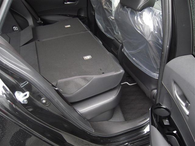 カローラツーリング ハイブリッド　ダブルバイビー　４ＷＤ　寒冷地　衝突被害軽減システム　メモリーナビ　バックカメラ　ＬＥＤヘッドランプ　アルミホイール　スマートキー　オートクルーズコントロール　アイドリングストップ　ＥＴＣ　盗難防止装置　キーレス（14枚目）