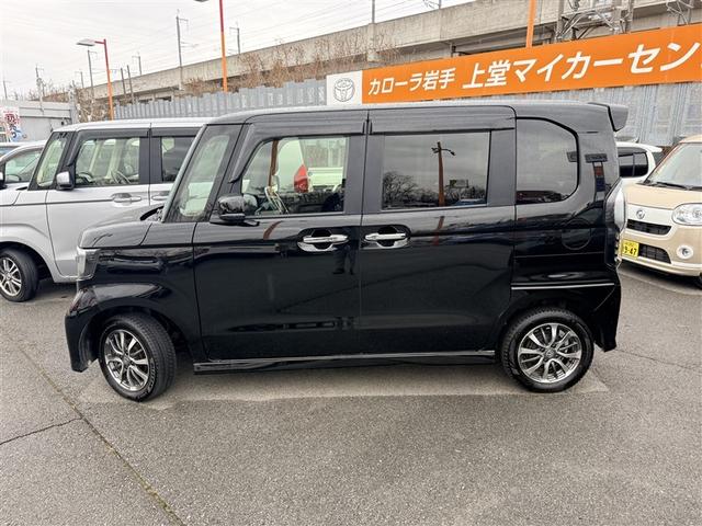 Ｎ－ＢＯＸカスタム Ｌ　４ＷＤ　衝突被害軽減システム　メモリーナビ　バックカメラ　電動スライドドア　フルセグ　ＬＥＤヘッドランプ　アルミホイール　スマートキー　ＥＴＣ　盗難防止装置　キーレス　横滑り防止機能　ベンチシート（8枚目）