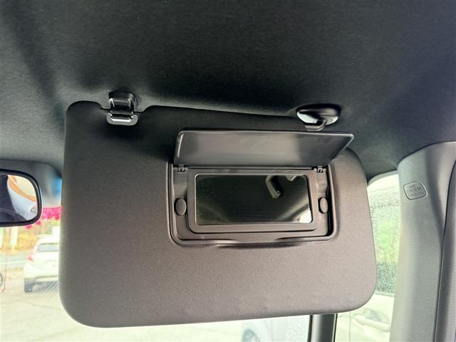 Ｎ－ＢＯＸカスタム Ｌ　４ＷＤ　衝突被害軽減システム　メモリーナビ　バックカメラ　電動スライドドア　フルセグ　ＬＥＤヘッドランプ　アルミホイール　スマートキー　ＥＴＣ　盗難防止装置　キーレス　横滑り防止機能　ベンチシート（24枚目）