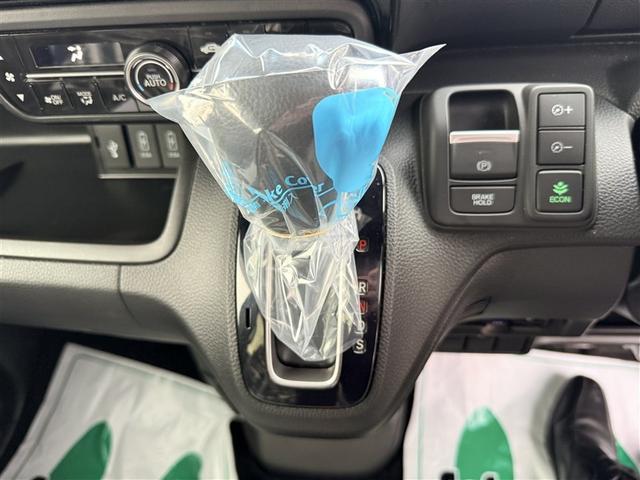 Ｎ－ＢＯＸカスタム Ｌ　４ＷＤ　衝突被害軽減システム　メモリーナビ　バックカメラ　電動スライドドア　フルセグ　ＬＥＤヘッドランプ　アルミホイール　スマートキー　ＥＴＣ　盗難防止装置　キーレス　横滑り防止機能　ベンチシート（30枚目）