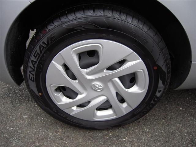 アクア Ｘ　４ＷＤ　衝突被害軽減システム　バックカメラ　スマートキー　盗難防止装置　キーレス　横滑り防止機能　ハイブリッド（9枚目）