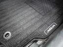 純正フロアマット付き。
