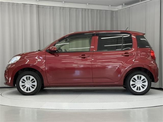 パッソ X LパッケージS 4WD 寒冷地 衝突被害軽減システム メモリーナビ バックカメラ ワンセグ ドラレコ スマートキー アイドリングストップ ETC 盗難防止装置 キーレス 横滑り防止機能 ベンチシート(3枚目)