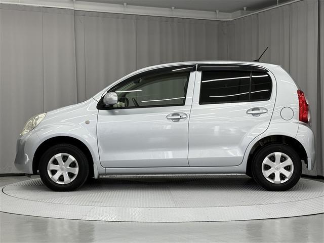 パッソ Ｘ　ユルリ　４ＷＤ　メモリーナビ　ワンセグ　スマートキー　盗難防止装置　キーレス　ベンチシート　ワンオーナー（3枚目）