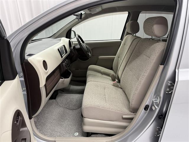 パッソ Ｘ　ユルリ　４ＷＤ　メモリーナビ　ワンセグ　スマートキー　盗難防止装置　キーレス　ベンチシート　ワンオーナー（10枚目）