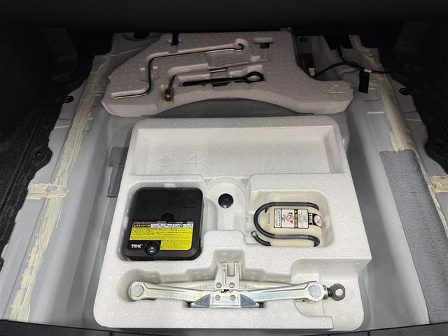 カローラアクシオ 1.5G 4WD 衝突被害軽減システム メモリーナビ バックカメラ ワンセグ アルミホイール スマートキー 盗難防止装置 キーレス 横滑り防止機能(24枚目)