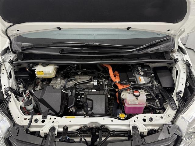 ノア ハイブリッドＧ　メモリーナビ　バックカメラ　電動スライドドア　フルセグ　ＬＥＤヘッドランプ　アルミホイール　スマートキー　オートクルーズコントロール　ＥＴＣ　盗難防止装置　キーレス　横滑り防止機能　３列シート（39枚目）