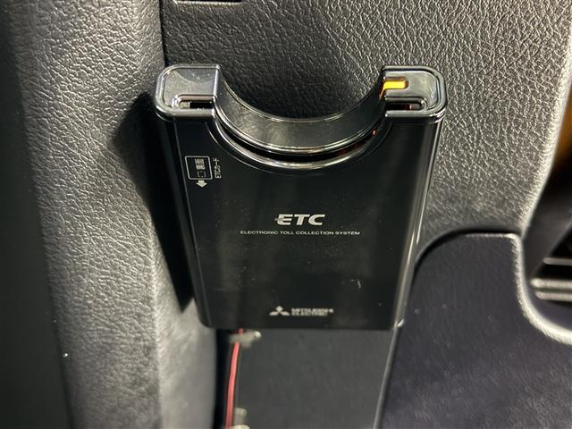 カローラアクシオ ハイブリッドＧ　寒冷地　メモリーナビ　ワンセグ　アルミホイール　ハイブリッド（22枚目）