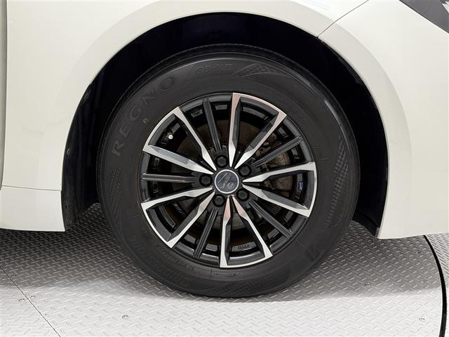 カローラスポーツ ハイブリッドＧ　Ｘ　寒冷地　衝突被害軽減システム　メモリーナビ　バックカメラ　フルセグ　ＬＥＤヘッドランプ　アルミホイール　スマートキー　オートクルーズコントロール　ＥＴＣ　盗難防止装置　キーレス　横滑り防止機能（26枚目）