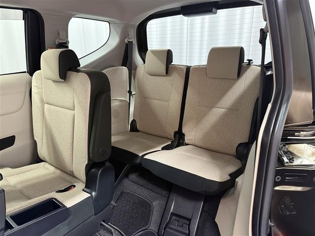 シエンタ Ｘ　４ＷＤ　衝突被害軽減システム　メモリーナビ　バックカメラ　電動スライドドア　フルセグ　ＬＥＤヘッドランプ　アルミホイール　キーレス　横滑り防止機能　３列シート　乗車定員６人　ワンオーナー（15枚目）