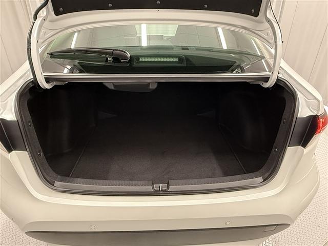 カローラ Ｇ　寒冷地　衝突被害軽減システム　バックカメラ　フルセグ　ＬＥＤヘッドランプ　アルミホイール　スマートキー　オートクルーズコントロール　ＥＴＣ　盗難防止装置　キーレス　横滑り防止機能　ワンオーナー（14枚目）