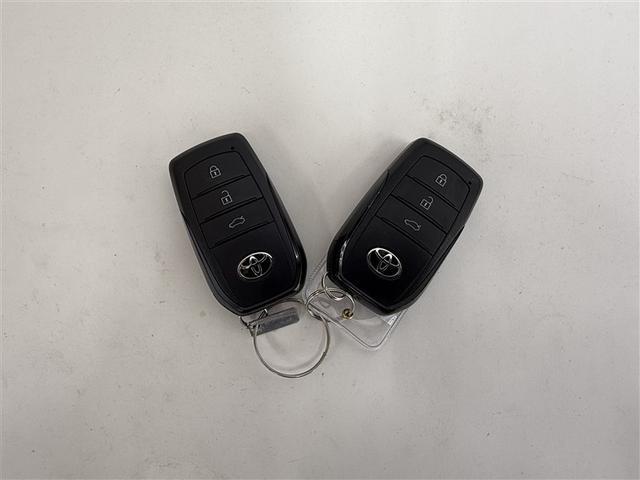 カローラ Ｇ　寒冷地　衝突被害軽減システム　バックカメラ　フルセグ　ＬＥＤヘッドランプ　アルミホイール　スマートキー　オートクルーズコントロール　ＥＴＣ　盗難防止装置　キーレス　横滑り防止機能　ワンオーナー（29枚目）