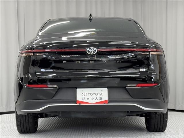 クラウンクロスオーバー ＲＳアドバンスド　４ＷＤ　寒冷地　衝突被害軽減システム　革シート　アルミホイール　ハイブリッド（6枚目）