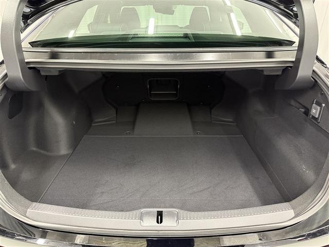 クラウンクロスオーバー ＲＳアドバンスド　４ＷＤ　寒冷地　衝突被害軽減システム　革シート　アルミホイール　ハイブリッド（15枚目）