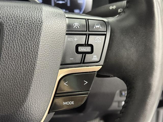 クラウンクロスオーバー ＲＳアドバンスド　４ＷＤ　寒冷地　衝突被害軽減システム　革シート　アルミホイール　ハイブリッド（20枚目）