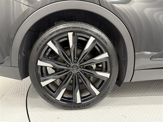 クラウンクロスオーバー ＲＳアドバンスド　４ＷＤ　寒冷地　衝突被害軽減システム　革シート　アルミホイール　ハイブリッド（26枚目）