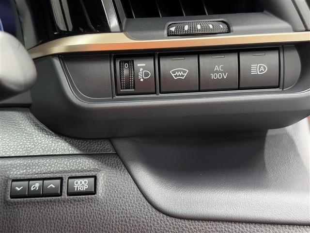 クラウンクロスオーバー Ｇアドバンスド　４ＷＤ　寒冷地　衝突被害軽減システム　バックカメラ　フルセグ　ＬＥＤヘッドランプ　アルミホイール　スマートキー　オートクルーズコントロール　ＥＴＣ　盗難防止装置　電動シート　キーレス　横滑り防止機能（20枚目）