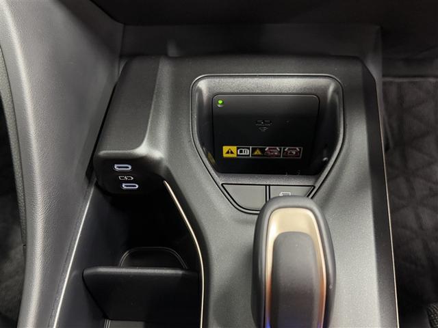 クラウンクロスオーバー Ｇアドバンスド　４ＷＤ　寒冷地　衝突被害軽減システム　バックカメラ　フルセグ　ＬＥＤヘッドランプ　アルミホイール　スマートキー　オートクルーズコントロール　ＥＴＣ　盗難防止装置　電動シート　キーレス　横滑り防止機能（25枚目）