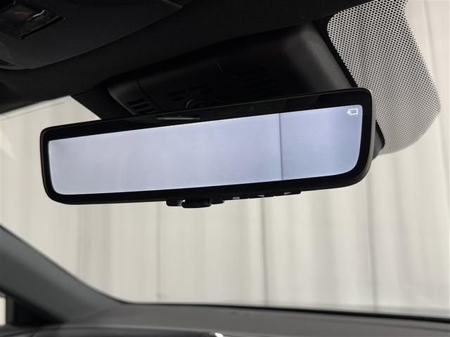 クラウンクロスオーバー Ｇアドバンスド　４ＷＤ　寒冷地　衝突被害軽減システム　バックカメラ　フルセグ　ＬＥＤヘッドランプ　アルミホイール　スマートキー　オートクルーズコントロール　ＥＴＣ　盗難防止装置　電動シート　キーレス　横滑り防止機能（26枚目）