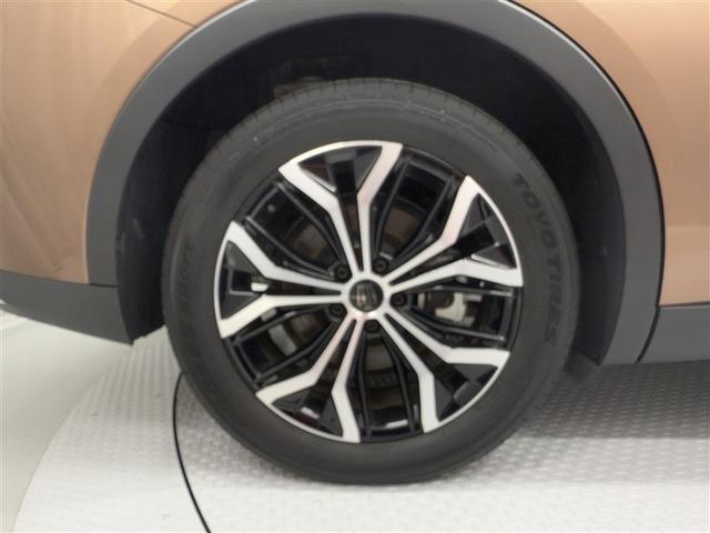 クラウンクロスオーバー Ｇアドバンスド　４ＷＤ　寒冷地　衝突被害軽減システム　バックカメラ　フルセグ　ＬＥＤヘッドランプ　アルミホイール　スマートキー　オートクルーズコントロール　ＥＴＣ　盗難防止装置　電動シート　キーレス　横滑り防止機能（27枚目）