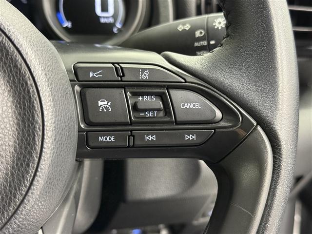 ヤリスクロス ハイブリッドG 4WD 寒冷地 衝突被害軽減システム メモリーナビ バックカメラ アルミホイール スマートキー オートクルーズコントロール ETC 盗難防止装置 キーレス 横滑り防止機能 ハイブリッド(19枚目)