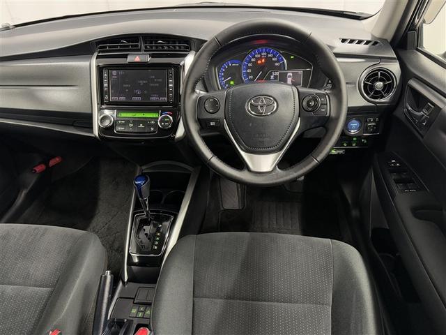 カローラフィールダー ハイブリッドＧ　衝突被害軽減システム　ＨＤＤナビ　バックカメラ　フルセグ　アルミホイール　スマートキー　ＥＴＣ　盗難防止装置　キーレス　横滑り防止機能　ハイブリッド（7枚目）