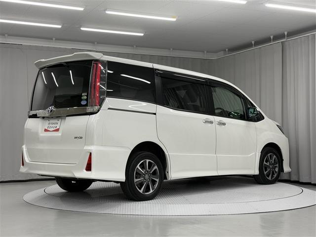 ノア Ｓｉ　ダブルバイビー　４ＷＤ　寒冷地　衝突被害軽減システム　メモリーナビ　バックカメラ　両側電動スライド　フルセグ　ＬＥＤヘッドランプ　アルミホイール　ドラレコ　スマートキー　オートクルーズコントロール　ＥＴＣ　キーレス（6枚目）