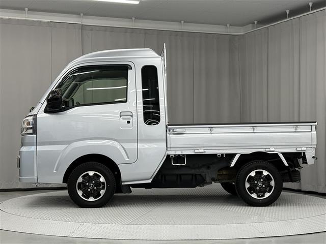 ハイゼットトラック ジャンボエクストラ 4WD 衝突被害軽減システム メモリーナビ バックカメラ 5速マニュアル ワンセグ LEDヘッドランプ アルミホイール スマートキー アイドリングストップ 盗難防止装置 キーレス 横滑り防止機能(4枚目)