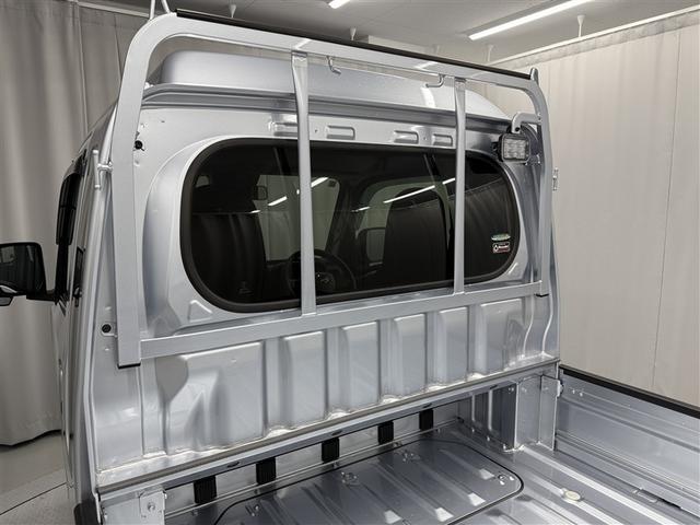 ハイゼットトラック ジャンボエクストラ 4WD 衝突被害軽減システム メモリーナビ バックカメラ 5速マニュアル ワンセグ LEDヘッドランプ アルミホイール スマートキー アイドリングストップ 盗難防止装置 キーレス 横滑り防止機能(12枚目)