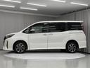 ノア Ｓｉ　ダブルバイビー　４ＷＤ　寒冷地　衝突被害軽減システム　メモリーナビ　バックカメラ　両側電動スライド　フルセグ　ＬＥＤヘッドランプ　アルミホイール　ドラレコ　スマートキー　オートクルーズコントロール　ＥＴＣ　キーレス（4枚目）