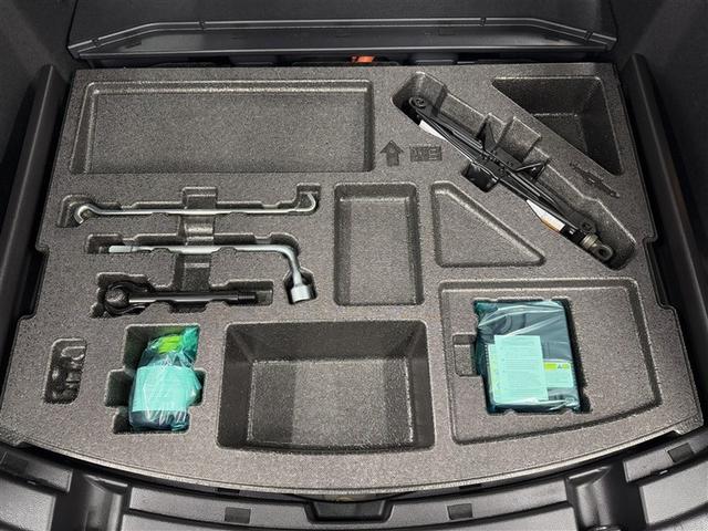 カローラツーリング ハイブリッド G-X プラス 4WD 寒冷地 衝突被害軽減システム メモリーナビ バックカメラ LEDヘッドランプ スマートキー オートクルーズコントロール ETC 盗難防止装置 キーレス 横滑り防止機能 ハイブリッド(27枚目)